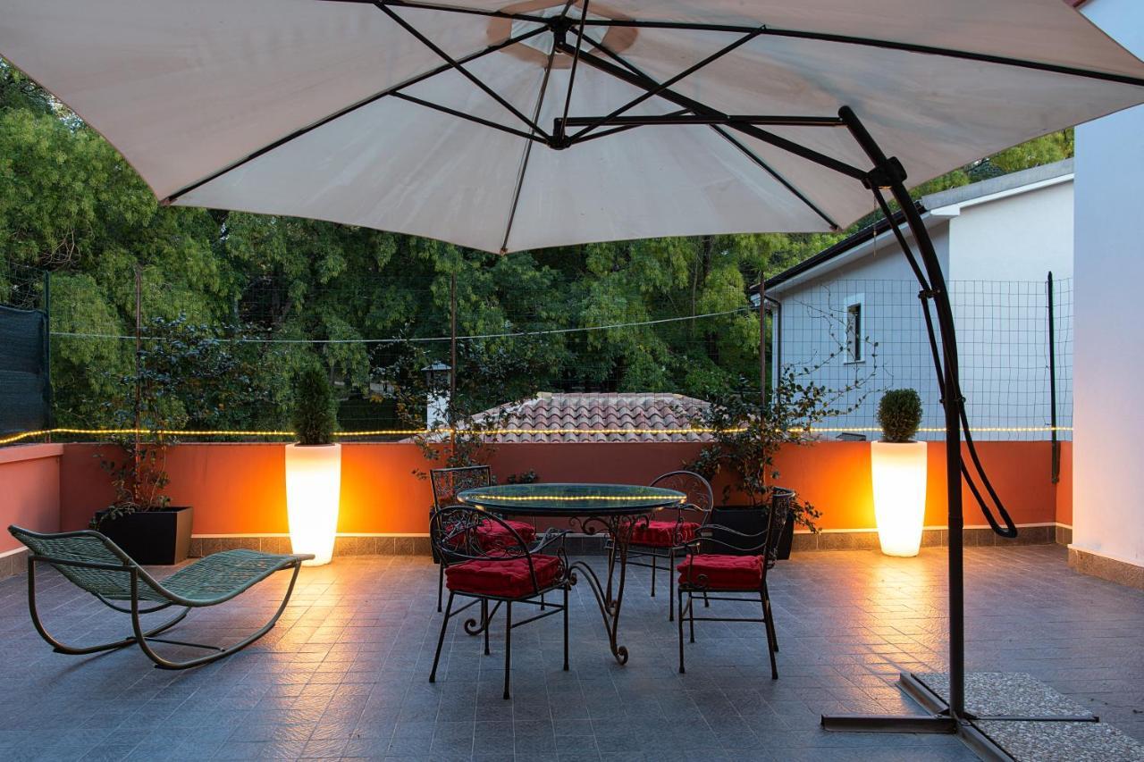 La Terrazza Sul Parco Suite LʼAquila Exterior foto